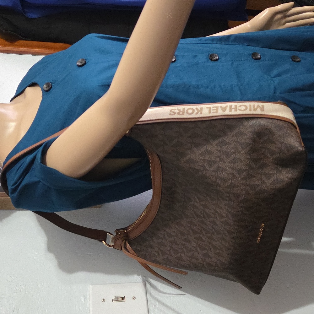 Michael Kors Dark Brown and Tan Shoulder Bag